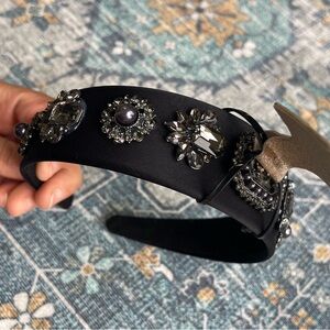 Natasha Couture Black Embellished Headband with gem and Rhinestones on top NWT